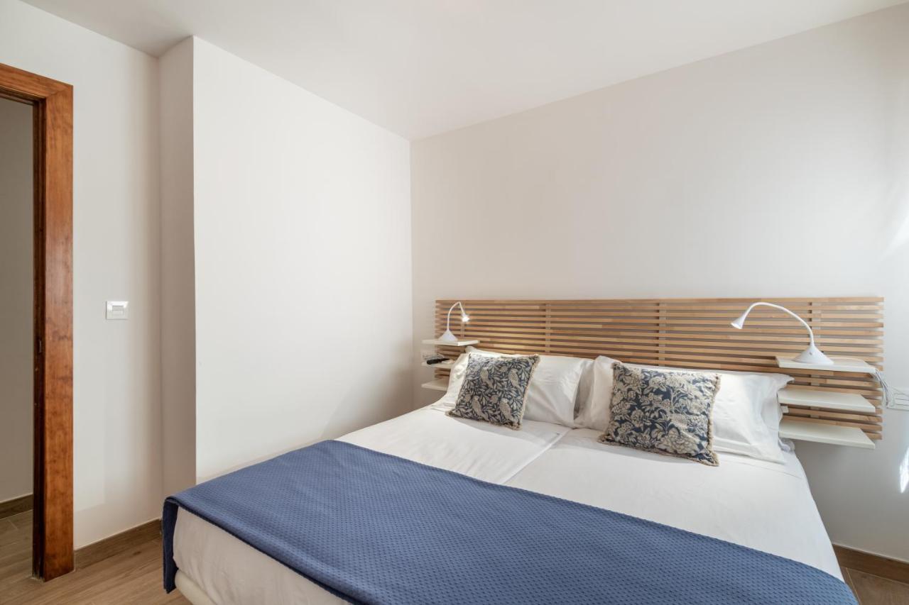 Bns Triunfo Centro Suites Granada Exteriör bild